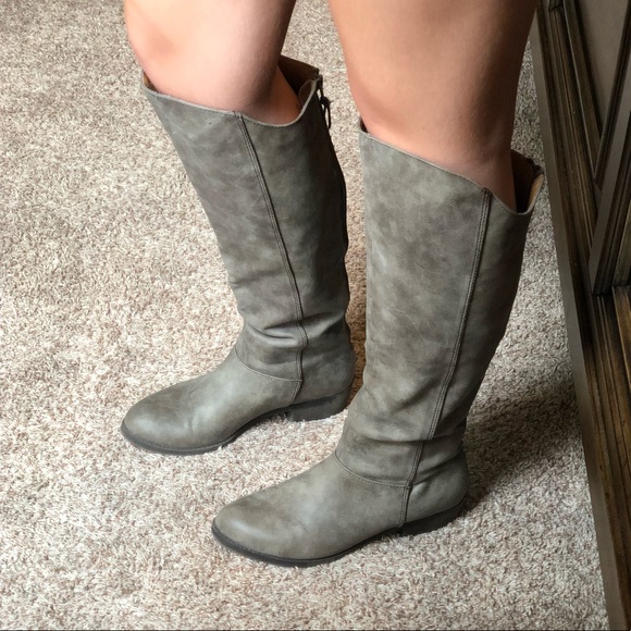 Pop Shoes - Knee high boots